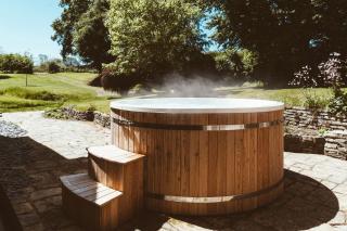Summergreen Farmhouse - 9