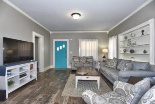 ENTIRE HOME*CHERRY ST*FOOD*FUN*DRINKS*SHOP* - Tulsa - 7