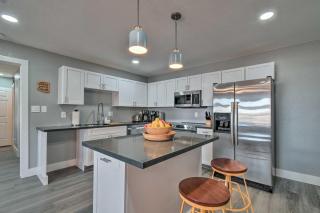 Peaceful Apache Junction Condo about 1 Mi to Downtown! - Apache Junction - 3