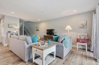 229 Turnberry Village - 9