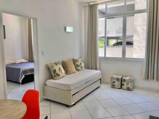 Apartamento na Praia das Pitangueiras - 1 Vaga - Guarujá - 1