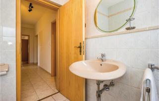 Awesome Apartment In Matulji With Wifi - Matulji - 1