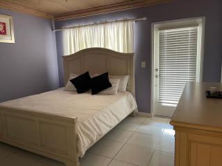 Sapphire Garden Townhouses - Georgetown - 8