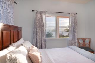 Big Island Getaway, Ocean View Paradise - Ninole - 6