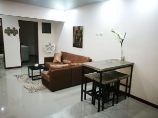 Aptos Casa Caribe, habitaciones privadas en aptos compartidos & aptos completos con auto entrada - Puerto Limón - 8