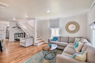 Walk to The Strand Historic Galveston Home! - Galveston - 7
