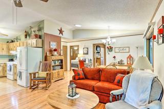 Quaint Murphy Cabin in Serene Wooded Setting! - Murphy - 6
