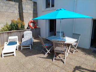 Beachfront Apartment in Plouguerneau - 3