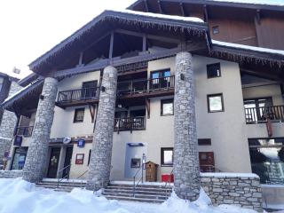 Appartement duplex au centre, ski aux pieds, rénové et spacieux - FR-1-518-95 - 9