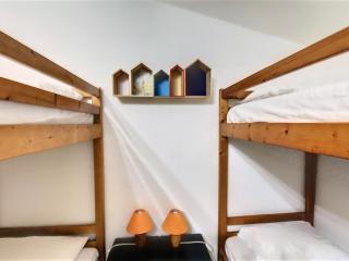 Duplex rénové, 8/10 pers, skis aux pieds, balcon sud, calme, piscine chauffée - FR-1-267-180 - Le Corbier - 8