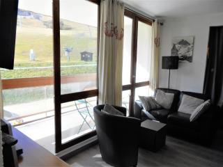 Appartement lumineux en centre station avec balcon et accès piscine - FR-1-267-200 - Le Corbier - 8