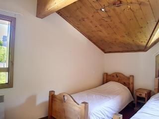 Appartement spacieux et rénové · Accès pistes · Balcon · Sauna & Hammam · WIFI · 10 pers - FR-1-344-780 - Levassaix - 8