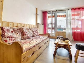 Appartement rénové, balcon, accès direct aux pistes, quartier Croisette, wifi en option - FR-1-344-843 - Les Menuires - 6