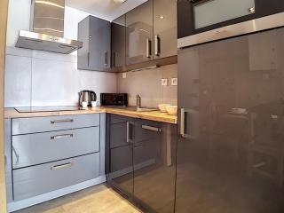 Appartement rénové, balcon, accès direct aux pistes, quartier Croisette, wifi en option - FR-1-344-843 - Les Menuires - 5