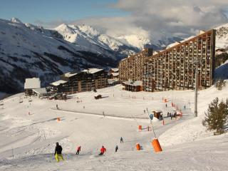 Studio au pied des pistes avec balcon – 3 pers. – Près des commodités – Non-fumeur - FR-1-344-952 - Les Menuires - 2