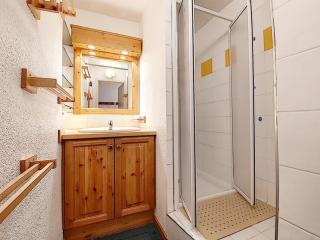 Studio lumineux avec accès direct aux pistes, balcon sud et proche des commodités - FR-1-344-959 - Les Menuires - 2