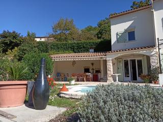 Magnifique Villa avec piscine et vue montagne - 7