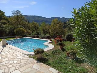 Magnifique Villa avec piscine et vue montagne - 8