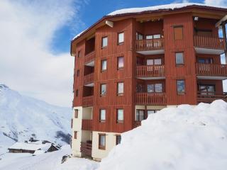 Appartement lumineux 2 pièces avec balcon et parking, proche des pistes - FR-1-344-1078 - 7