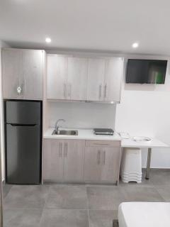 Full apartment with private garden - 4