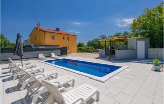 Gorgeous Home In Labin With Kitchen - 9