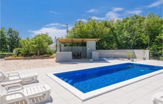 Gorgeous Home In Labin With Kitchen - 2