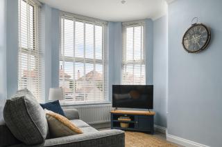 Midshore Boutique Holiday Apartment - Llandudno - 1
