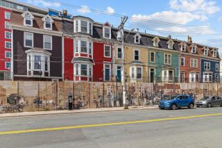 McKay Manor on Duckworth - 0