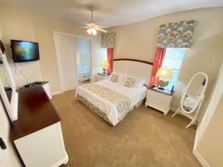 Mickeys Corner - Fantastic 5BR with Large Private Garden Pool Hot Tub Game Room Gas BBQ 2 Miles to Disney - Orlando - 7