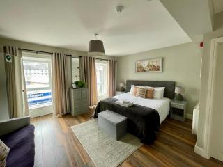 6 New Street Selfcatering BnB Apartment 2 - Bantry - 8