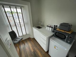 6 New Street Selfcatering BnB Apartment 2 - Bantry - 3