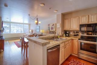 1 Bedroom Mountain Condo In Lakeside Village Near Keystone Lake With Complimentary Shuttle Service - Keystone - 5