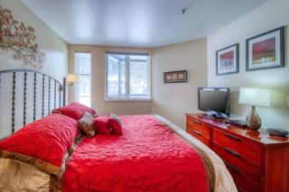 1 Bedroom Mountain Condo In Lakeside Village Near Keystone Lake With Complimentary Shuttle Service - Keystone - 1