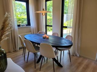 Retro Chic Wellness met hottub & sauna - 3