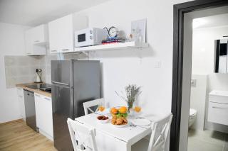 Apartment D & Studio L - 4