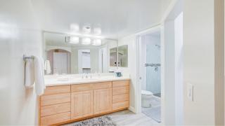 Excellent location,Relax in the heart of the City!! by Kivoya - Phoenix - 7