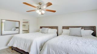 Excellent location,Relax in the heart of the City!! by Kivoya - Phoenix - 6
