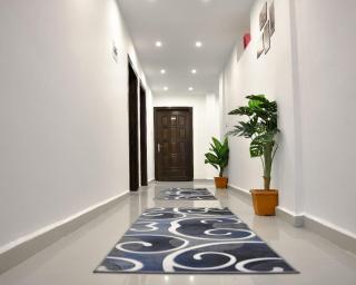 Petra Cloud 1977 - 3