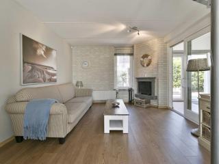 Lovely holiday home in Kamperland with garden - Kamperland - 4