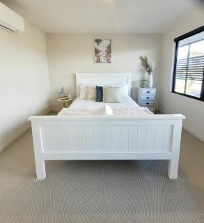 Waters Edge Apartment - Rye - 8