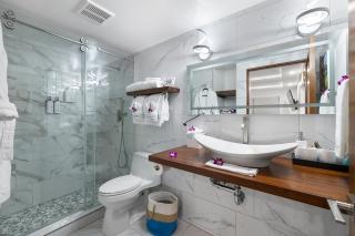 Spectacular luxury , modern oceanfront condo Maalaea-Kihei ,Maui - Wailuku - 3