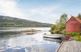 4 Bedroom Lovely Home In Lonevåg - 2