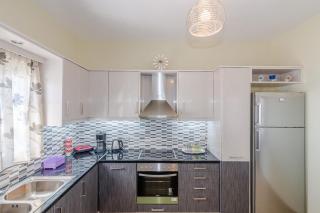Theodorou House - Artemon - 3