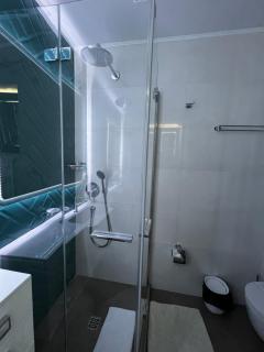 Myosotis Mamaia Studio by the Lake - 2