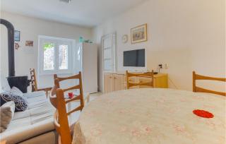 Awesome Home In Veli Iz With Wifi - Veli Iž - 1