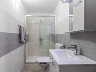 Merag Sunrise Apartment - Cres - 7