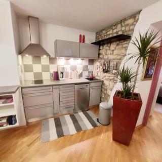 Apartments Stella - parking - 8