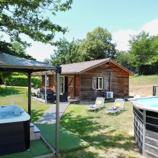 Chalet Mélèze - Les Chalets de Barruérot - Spa jacuzzi privatif - Piscine en été - 1