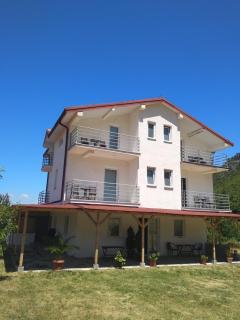 The Brothers Villa Hotel - 8