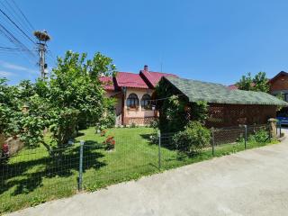Casa Faurului - - 1